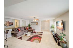 306 SALMON COURT, KISSIMMEE, FL 34759 Sold 10/27/25