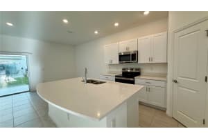 3006 CANARY AVENUE, DAVENPORT, FL 33837 - MLS#MFRS5134854