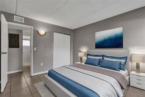 1108 BARTOW ROAD, LAKELAND, FL 33801 - MLS#MFRS5134874