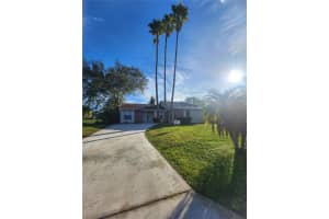 28 S Flag Dr, KISSIMMEE