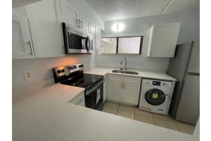 1108 BARTOW ROAD, LAKELAND, FL 33801 - MLS#MFRS5134892