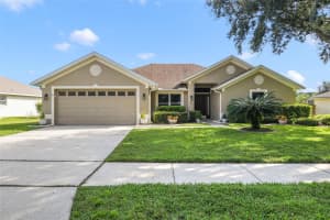 211 WILLOW BEND DRIVE, CLERMONT, FL 34711 - MLS#MFRS5135029