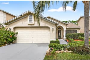 11215 CLAYRIDGE DRIVE, TAMPA, FL 33635 - MLS#MFRS5135063