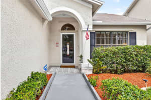 11215 CLAYRIDGE DRIVE, TAMPA, FL 33635 - MLS#MFRS5135063