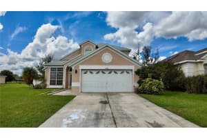 2746 Herons Landing Dr, KISSIMMEE