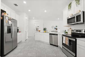 2156 MERRYBELLS DR, KISSIMMEE, FL 34746 - MLS#MFRS5135364