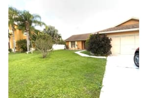 521 BRIGHTON COURT, KISSIMMEE, FL 34758 - MLS#MFRS5135408