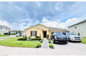 279 Bergamot Loop, DAVENPORT