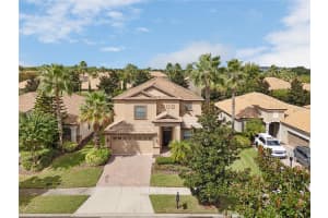 1316 Gleneagles Ln, DAVENPORT