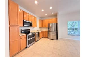 2374 CARAVELLE CIRCLE, KISSIMMEE, FL 34746 - MLS#MFRS5135687