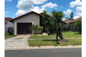 2224 GREENVIEW CIRCLE, ORLANDO, FL 32808 - MLS#MFRS5135749