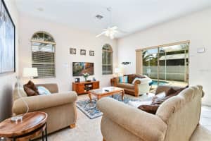 611 BRIGHTON DRIVE, DAVENPORT, FL 33897 - MLS#MFRS5135762