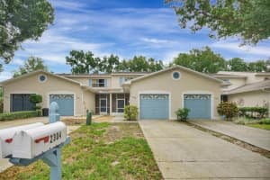 2304 ISLE ROYALE COURT, WINTER HAVEN, FL 33880 - MLS#MFRS5135781