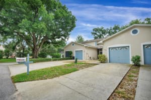 2304 ISLE ROYALE COURT, WINTER HAVEN, FL 33880 - MLS#MFRS5135781