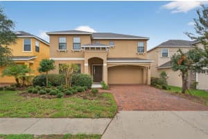 2311 Victoria Dr, DAVENPORT