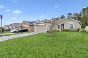 937 Shady Tree Ln, DAVENPORT