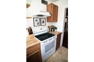 4212 LAKE UNDERHILL ROAD, ORLANDO, FL 32803 - MLS#MFRS5135939