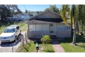 1239 Avenue K, HAINES CITY