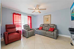 1 ALTERA COURT, KISSIMMEE, FL 34758 - MLS#MFRS5136153