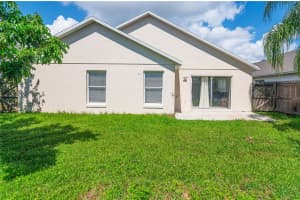 1714 SNARESBROOK WAY, ORLANDO, FL 32837 - MLS#MFRS5136225