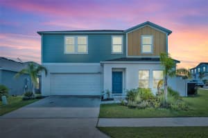 2402 OAKWOOD LANE, DAVENPORT, FL 33837 - MLS#MFRS5136298