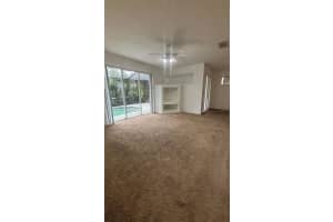 2915 SUNSET LAKES BOULEVARD, KISSIMMEE, FL 34747 - MLS#MFRS5136311