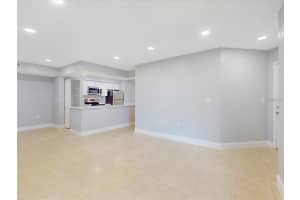 3032 PARKWAY BOULEVARD, KISSIMMEE, FL 34747 - MLS#MFRS5136333