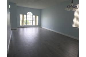 2732 EAGLE GLEN CIRCLE, KISSIMMEE, FL 34746 - MLS#MFRS5136461