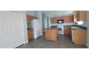 2732 EAGLE GLEN CIRCLE, KISSIMMEE, FL 34746 - MLS#MFRS5136461