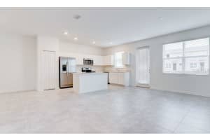 232 NINE IRON DRIVE, DAVENPORT, FL 33896 - MLS#MFRS5136470