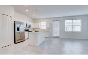 151 BOGEY DRIVE, DAVENPORT, FL 33896 - MLS#MFRS5136538