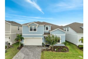 3505 Lavender Dr, DAVENPORT