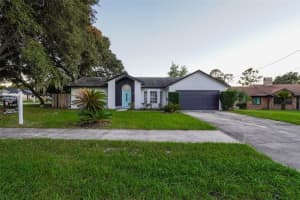 2830 Surf Dr, DELTONA