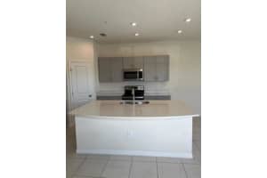 10559 SALT GROVE STREET, ORLANDO, FL 32824 - MLS#MFRS5136636