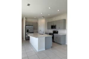 10559 SALT GROVE STREET, ORLANDO, FL 32824 - MLS#MFRS5136636