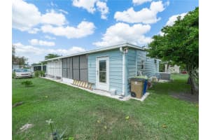 2055 FLORAL AVENUE, BARTOW, FL 33830 - MLS#MFRS5136664