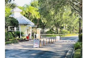 307 NEW PROVIDENCE PROMENADE, DAVENPORT, FL 33897 - MLS#MFRS5136681