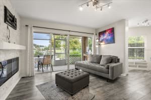 2713 EMERALD LAKE COURT, KISSIMMEE, FL 34744 - MLS#MFRS5136847