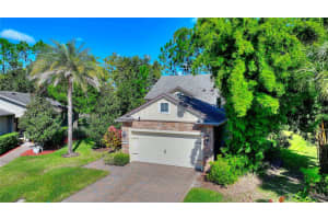 513 SAN SEBASTIAN COURT, DAVENPORT, FL 33837 - MLS#MFRS5136852