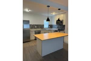 415 OAK DRIVE, LAKELAND, FL 33803 - MLS#MFRS5136889