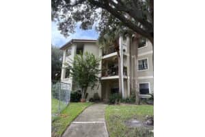 3020 Parkway Blvd #302, KISSIMMEE