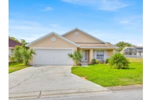 117 Birchwood Dr, DAVENPORT