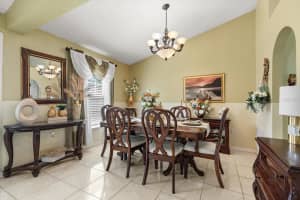 1356 DUNBARTON COURT, KISSIMMEE, FL 34758 - MLS#MFRS5137081