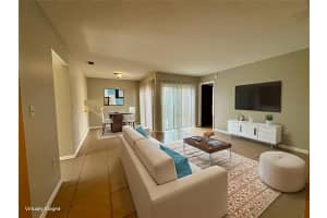 422 HUNTER CIRCLE, KISSIMMEE, FL 34758 - MLS#MFRS5137148