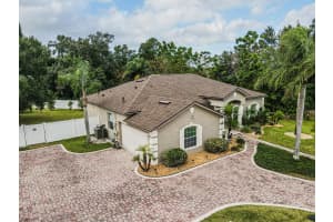 111 AUBURN, HAINES CITY, FL 33844 - MLS#MFRS5137302