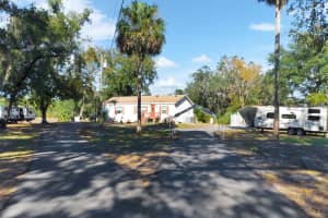 231 WATER OAK LANE, DAVENPORT, FL 33837 - MLS#MFRS5137309