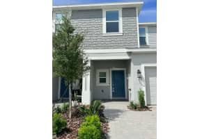 2553 Penguin Blvd, DAVENPORT