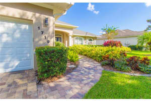 1719 LEE JANZEN DRIVE, KISSIMMEE, FL 34744 - MLS#MFRS5137374