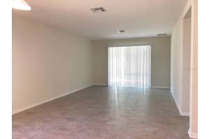 2715 CREEKMORE COURT, KISSIMMEE, FL 34746 - MLS#MFRS5137378