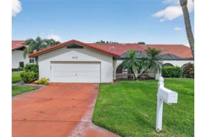 2613 Sunburst Ct, LAKE WALES